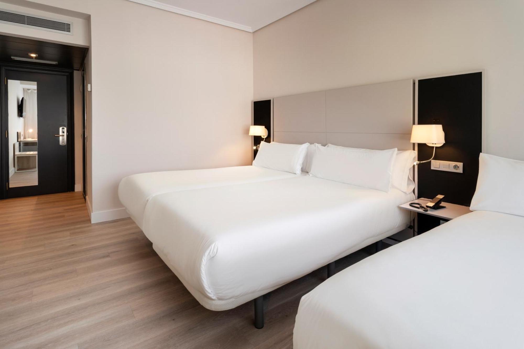 B&B Hotel Vitoria General Alava Exterior photo