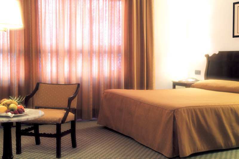 B&B Hotel Vitoria General Alava Room photo